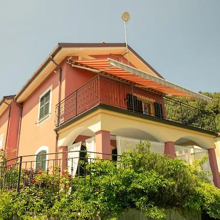 Βίλα Cinqueterre Pignone